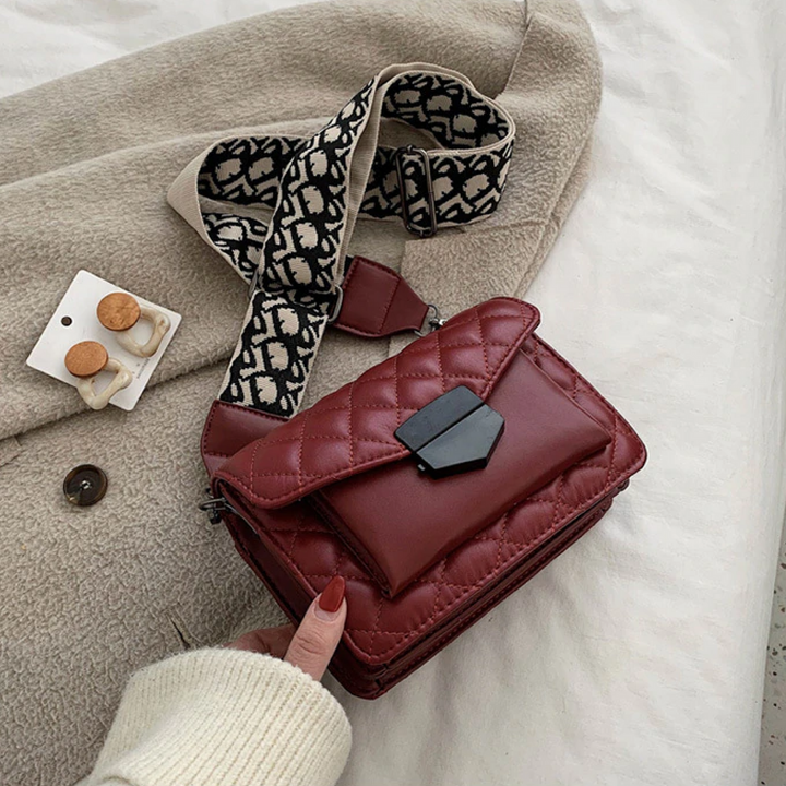 Reverie Handbags — Céline de Montréal — view 3