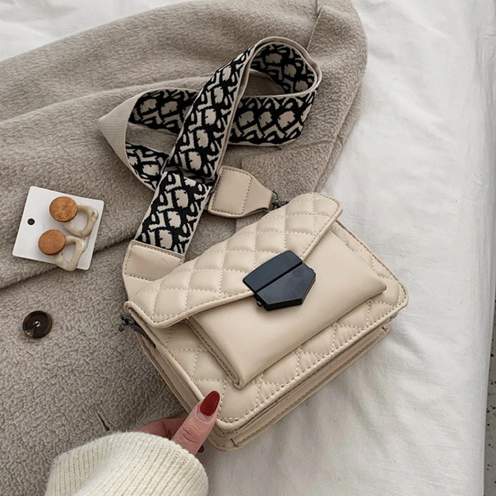 Reverie Handbags — Céline de Montréal — view 2