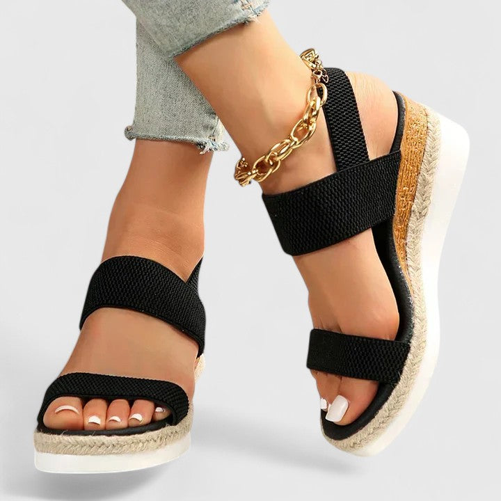 Violette orthopedic sandals Céline de Montréal