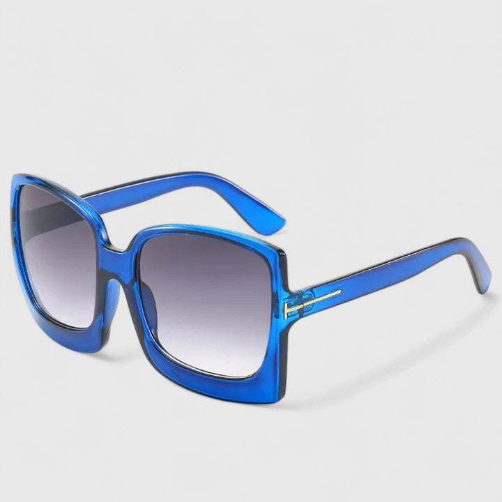 Kynzlee Sunglasses — Céline de Montréal — view 6