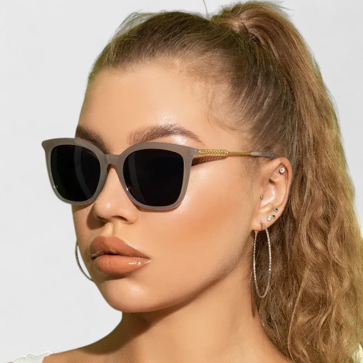 Savanuhh Sunglasses — Céline de Montréal — view 4