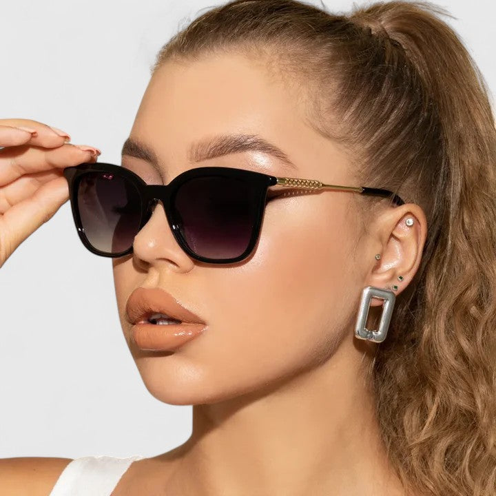 Savanuhh Sunglasses — Céline de Montréal — view 5
