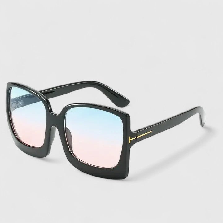 Kynzlee Sunglasses — Céline de Montréal — view 7