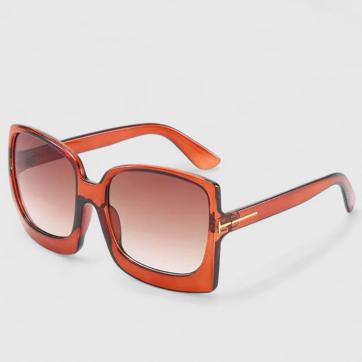 Kynzlee Sunglasses — Céline de Montréal — view 9