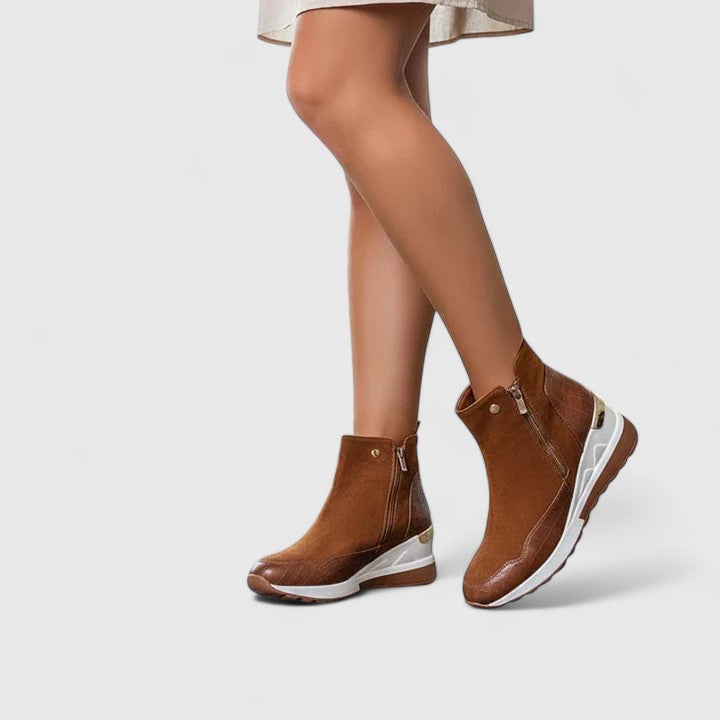 Maele Orthopedic Boots — Céline de Montréal — view 5
