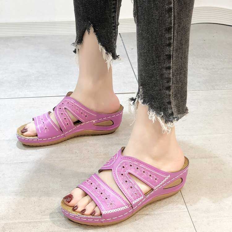 Emma's Orthopedic Sandals — Céline de Montréal — view 13
