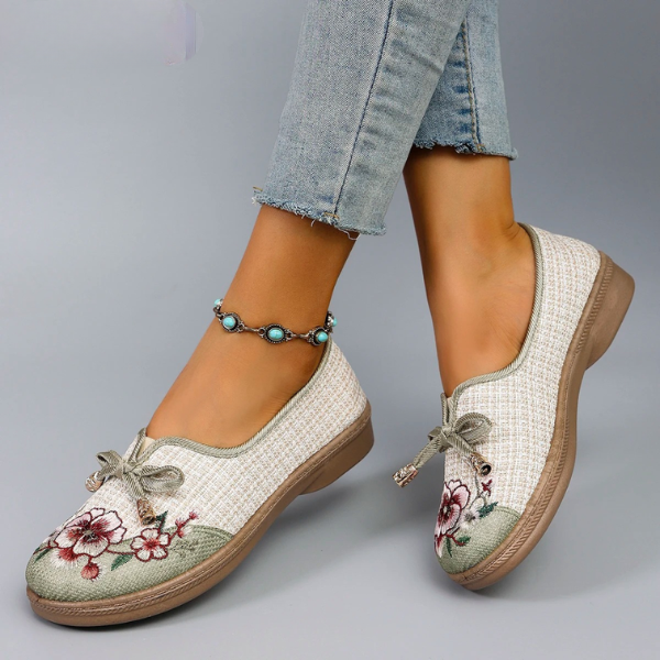 Lola Shoes — Céline de Montréal — view 2