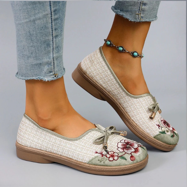 Lola Shoes — Céline de Montréal — view 4
