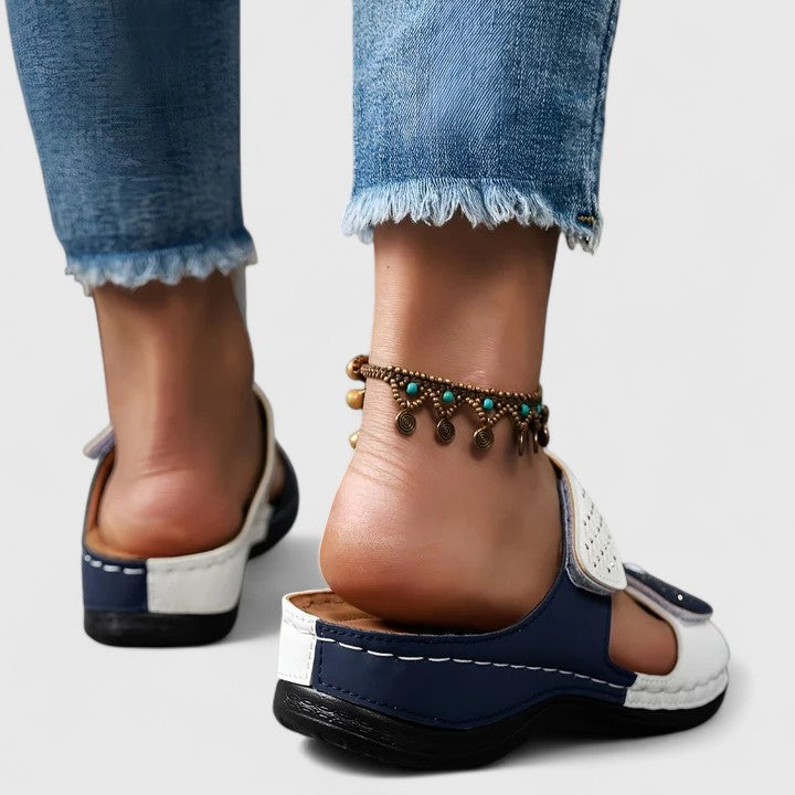Véronique orthopedic sandals Céline de Montréal