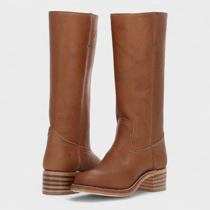 Liah Orthopedic Boots — Céline de Montréal — view 4