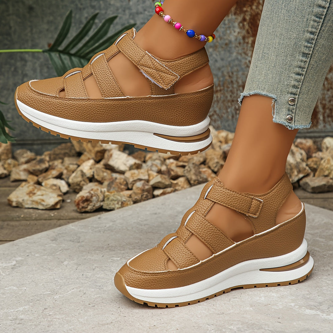 Armelle orthopedic sandals Céline de Montréal