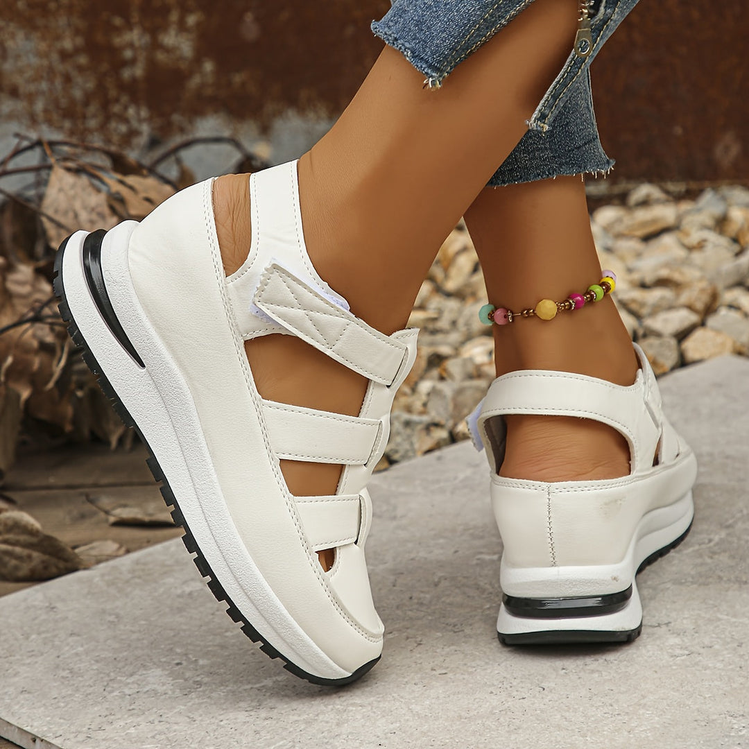 Armelle orthopedic sandals Céline de Montréal