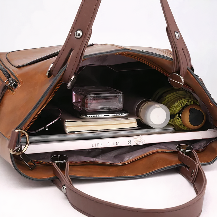 Winslet Handbags — Céline de Montréal — view 5