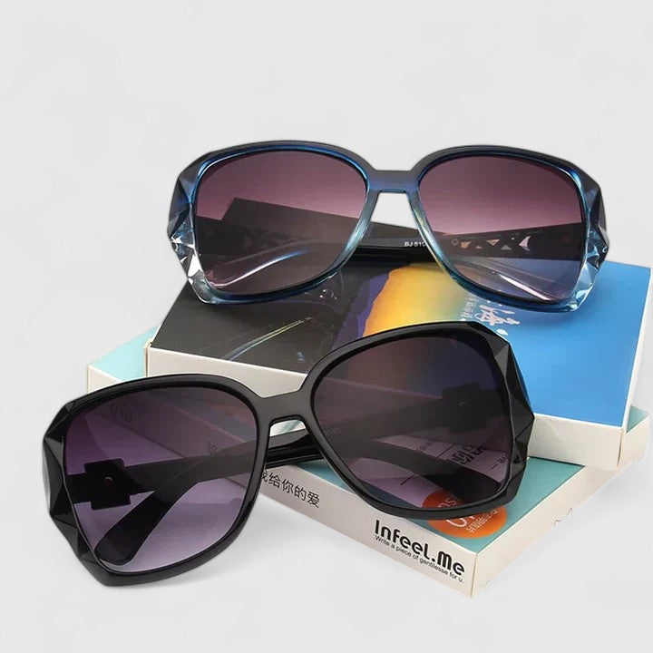 Avalynne Sunglasses — Céline de Montréal — view 5