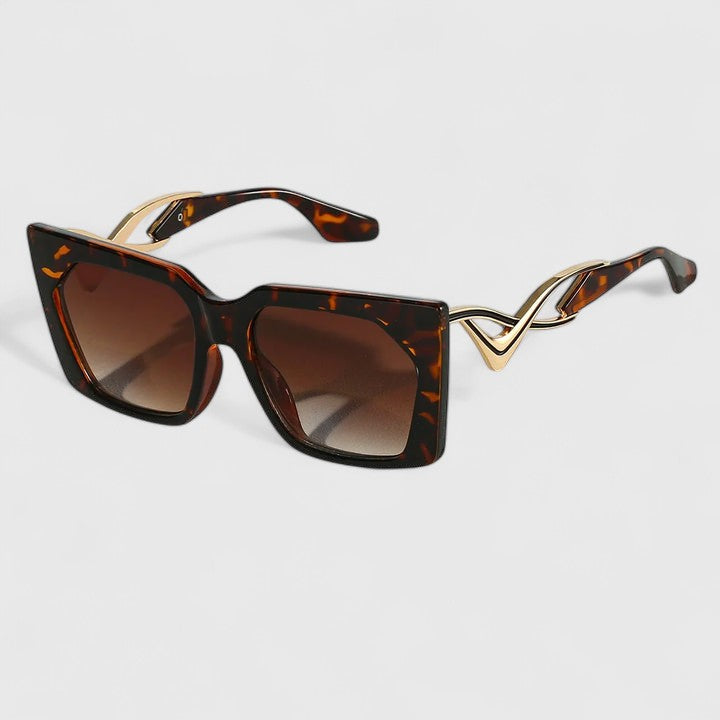 Oaklynne Sunglasses — Céline de Montréal