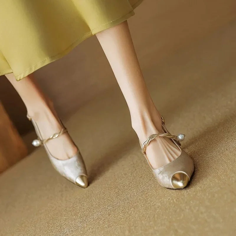 Molette Elegant Pumps Pumps — Céline de Montréal — view 4
