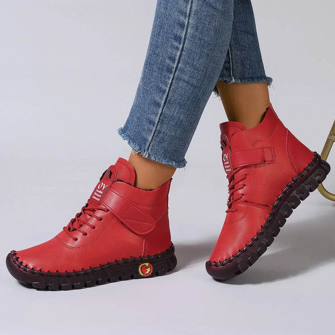 Vexia Orthopedic Boots — Céline de Montréal — view 5