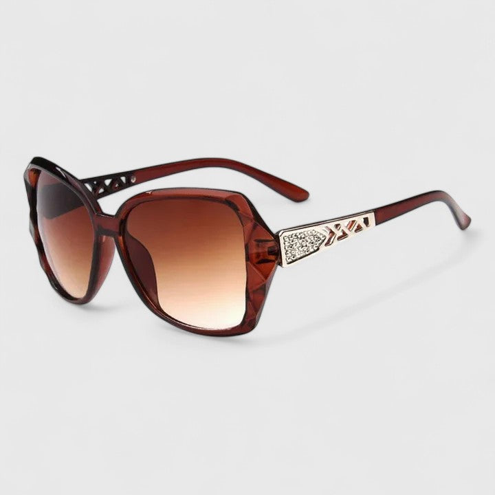 Avalynne Sunglasses — Céline de Montréal — view 2