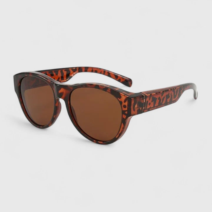 Journii Sunglasses — Céline de Montréal — view 2