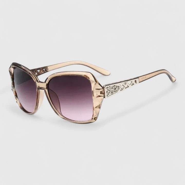 Avalynne Sunglasses — Céline de Montréal — view 3
