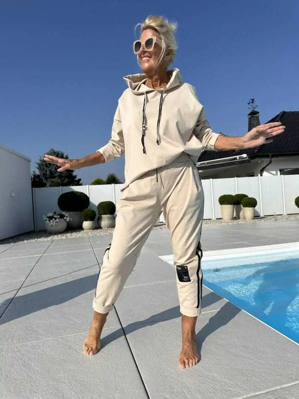 Olyra Hoodies — Céline de Montréal