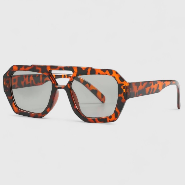 Zhaylinn Sunglasses — Céline de Montréal — view 10