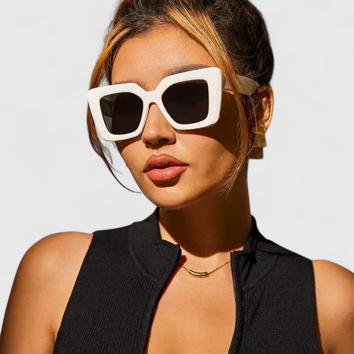 Raeyana Sunglasses — Céline de Montréal