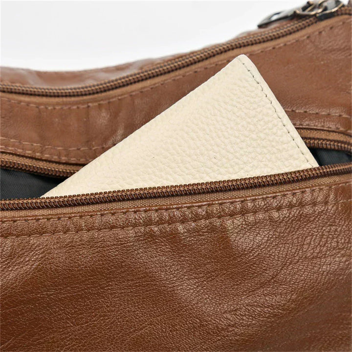 Lilith Crossbody Bags — Céline de Montréal — view 17