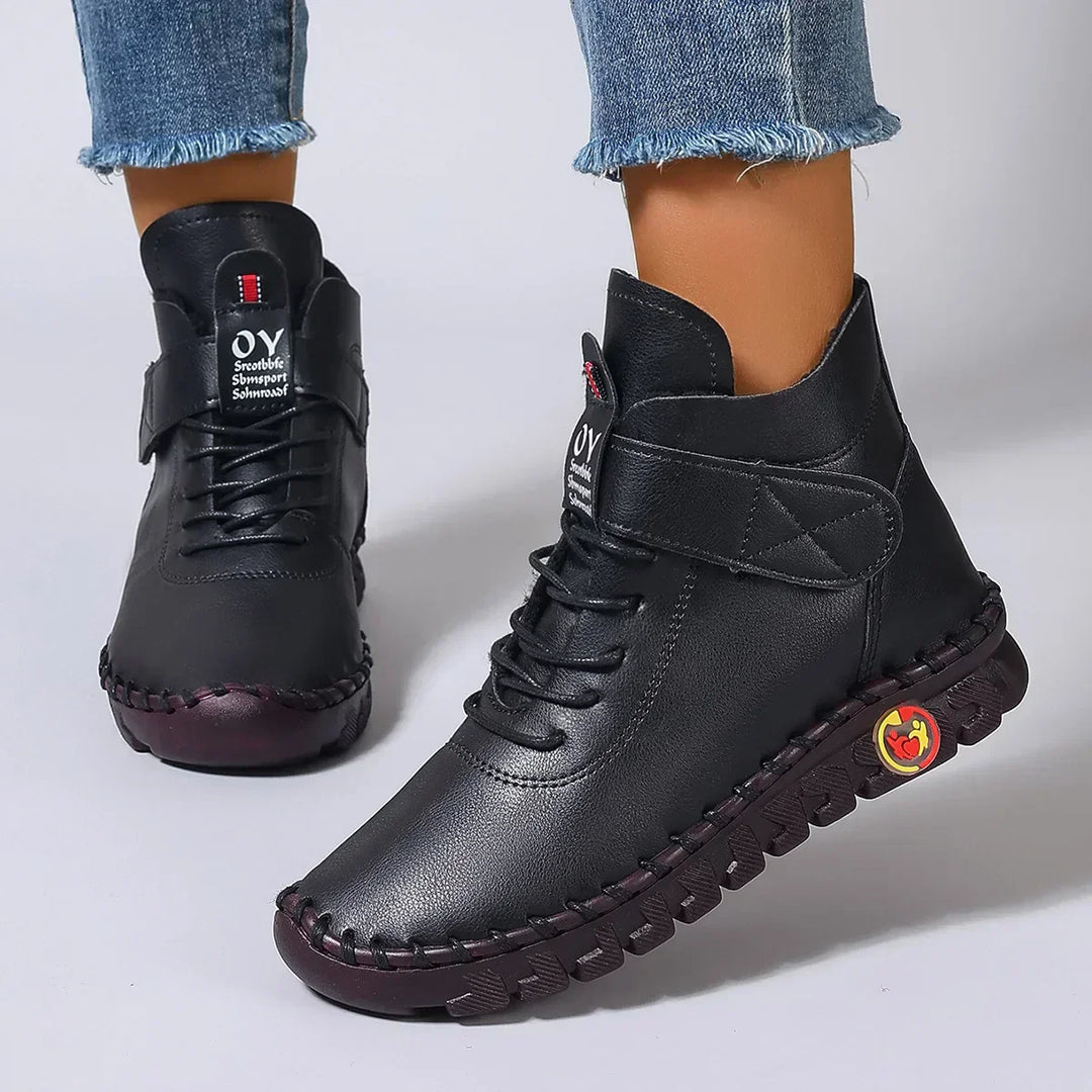 Vexia Orthopedic Boots — Céline de Montréal — view 6