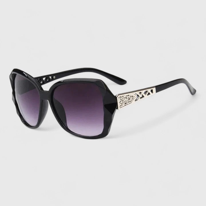 Avalynne Sunglasses — Céline de Montréal — view 4