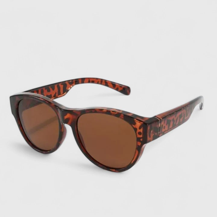 Journii Sunglasses — Céline de Montréal — view 3