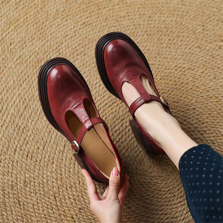 Elvana Chunky Pumps Pumps — Céline de Montréal