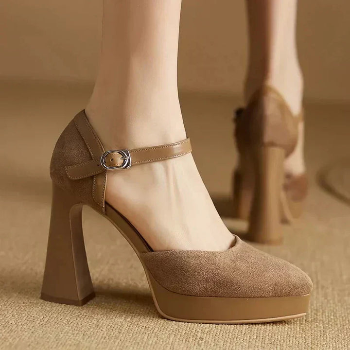 Celeste Elegant Pumps Pumps — Céline de Montréal