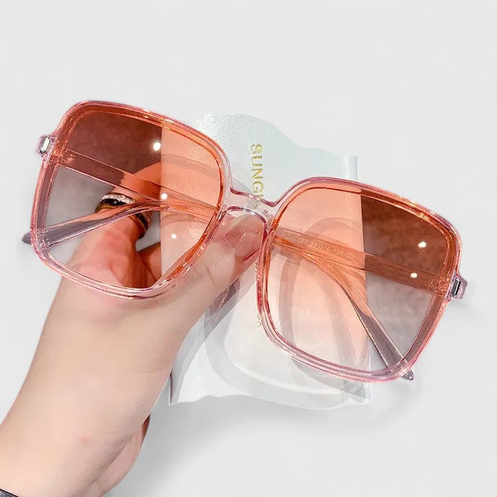 Destinie Sunglasses — Céline de Montréal — view 2