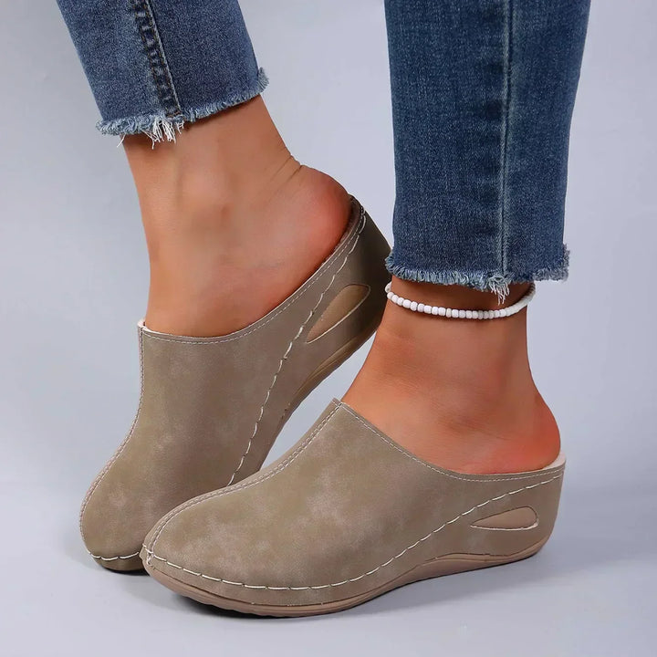 Mare Orthopedic Slippers — Céline de Montréal — view 6
