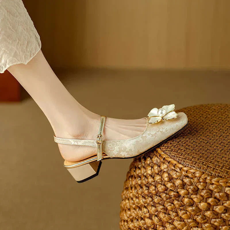 Eloise Elegant Pumps Pumps — Céline de Montréal — view 7
