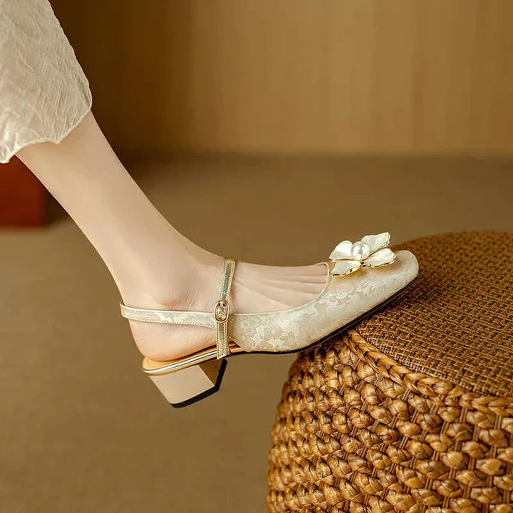Eloise Elegant Pumps Pumps — Céline de Montréal — view 7