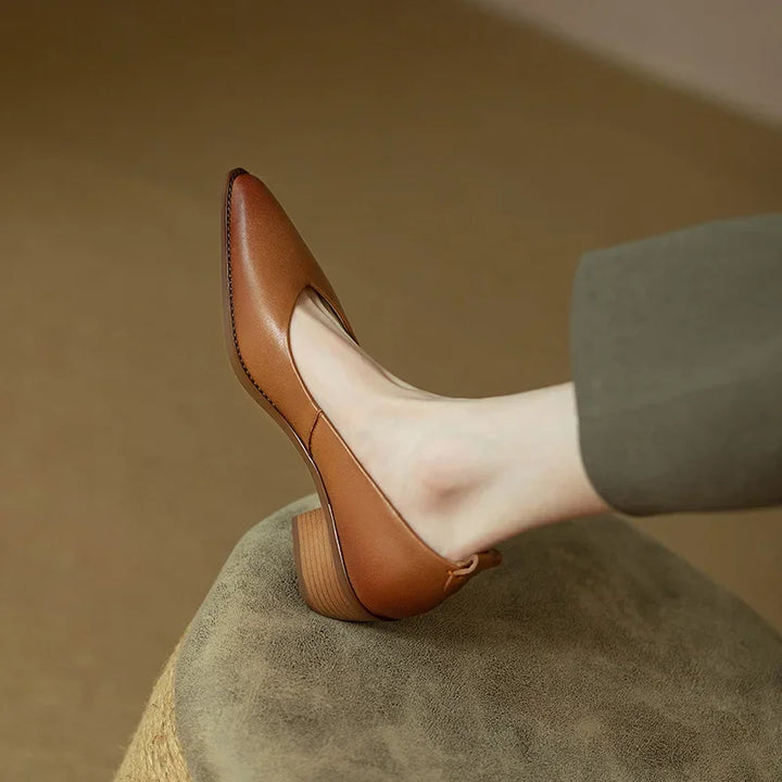 Helen Classic Pumps Pumps — Céline de Montréal — view 10