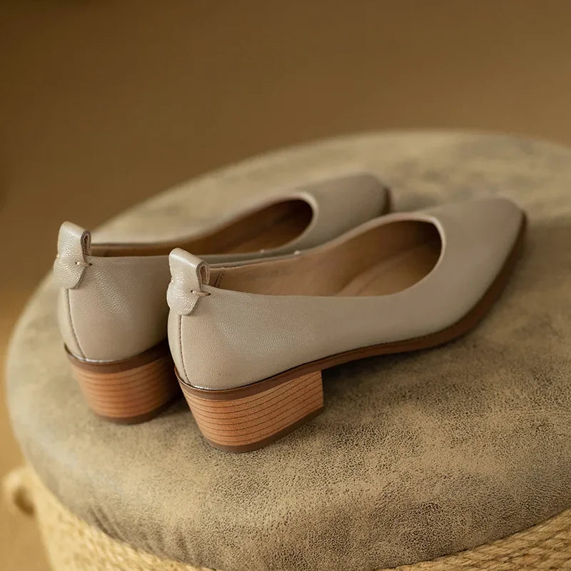 Helen Classic Pumps Pumps — Céline de Montréal — view 5
