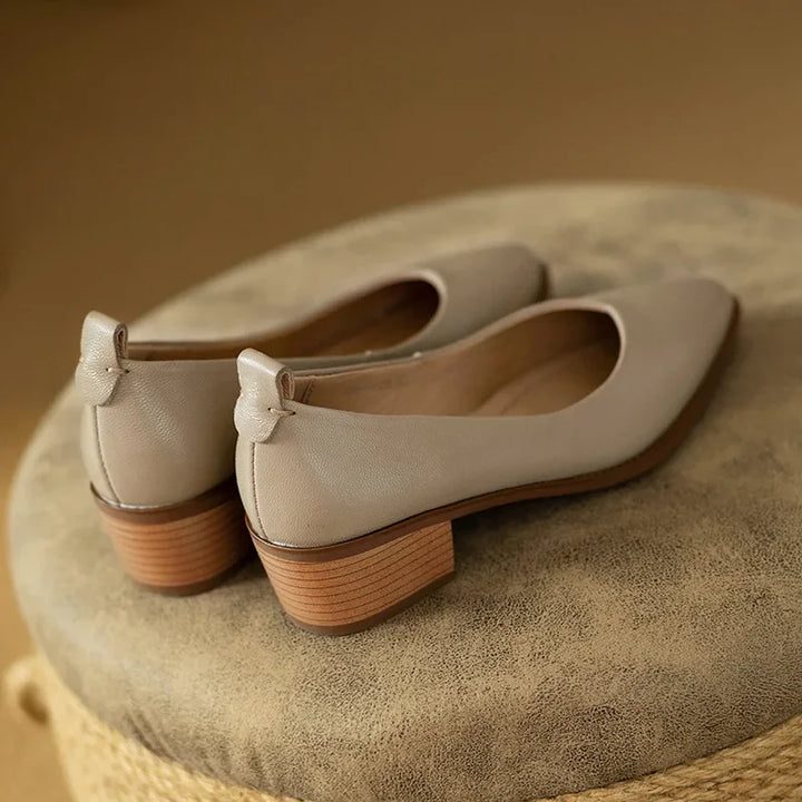 Helen Classic Pumps Pumps — Céline de Montréal — view 5