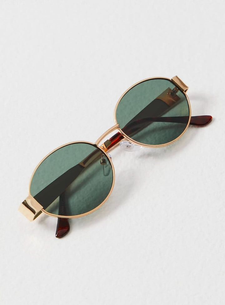 Zariyah Sunglasses — Céline de Montréal — view 9