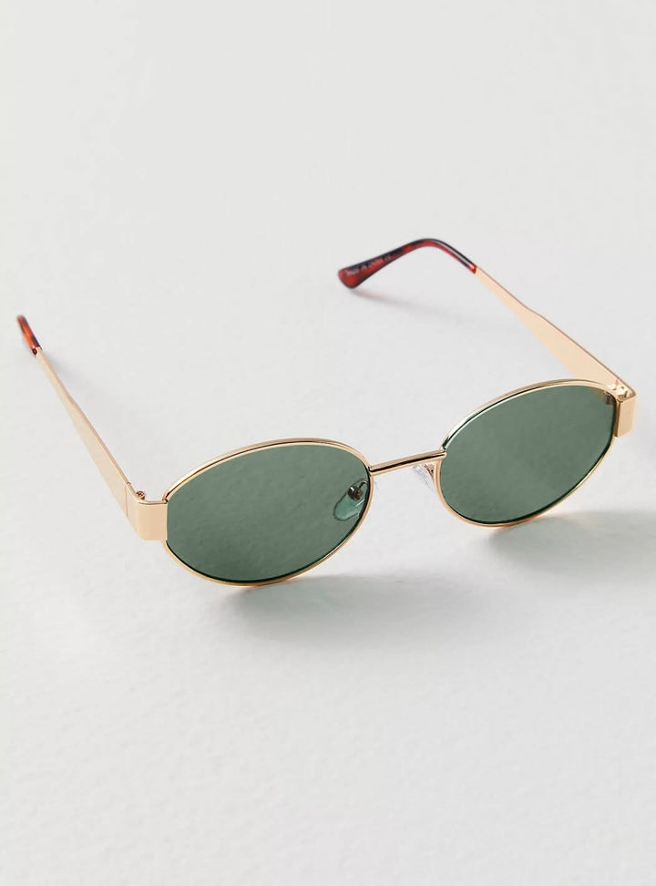 Zariyah Sunglasses — Céline de Montréal — view 10
