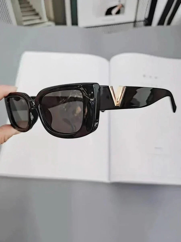 Taytum Sunglasses — Céline de Montréal — view 5
