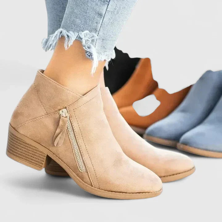 Auryziah Orthopedic Boots — Céline de Montréal — view 7