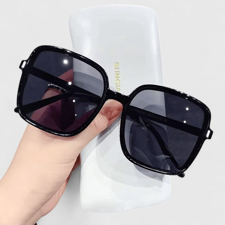 Destinie Sunglasses — Céline de Montréal — view 8