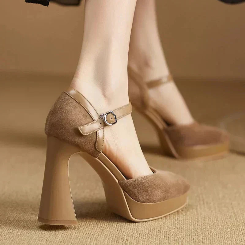 Celeste Elegant Pumps Pumps — Céline de Montréal — view 4