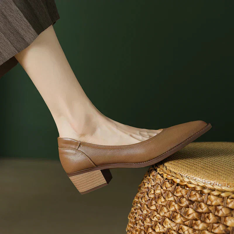 Novalisse Mid Heeled Shoes Shoes — Céline de Montréal — view 4