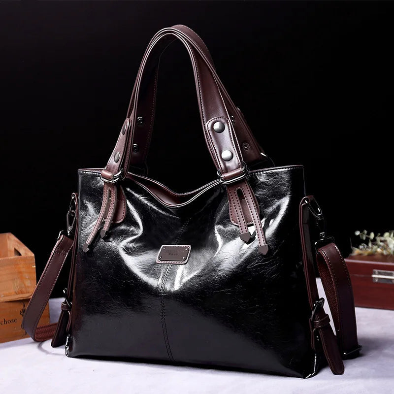 Aralyn Tote Bags — Céline de Montréal — view 4