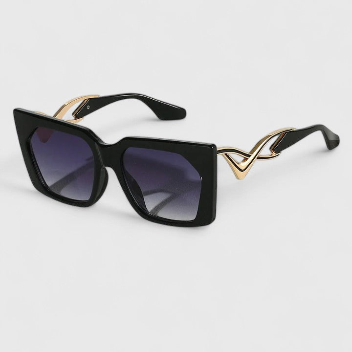 Oaklynne Sunglasses — Céline de Montréal — view 3