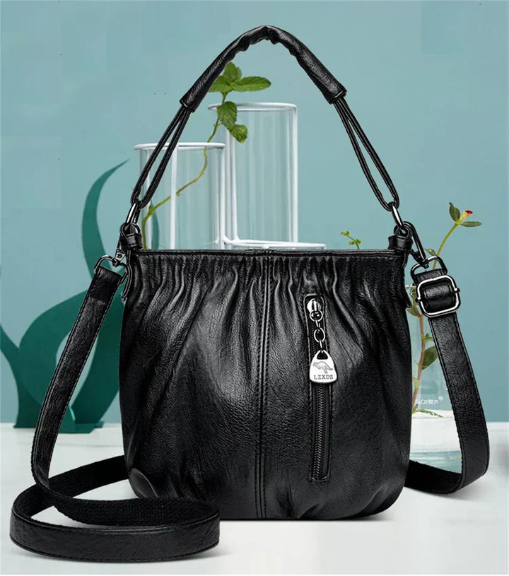 Waverly Handbags — Céline de Montréal — view 4